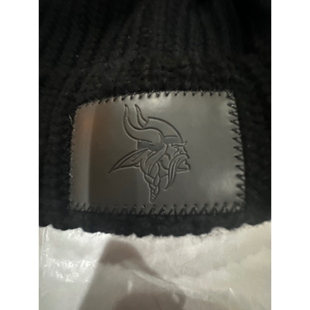 Minnesota Vikings Black Ribbed Knit Pom Beanie Hat NFL Womens - Picture 3 of 4